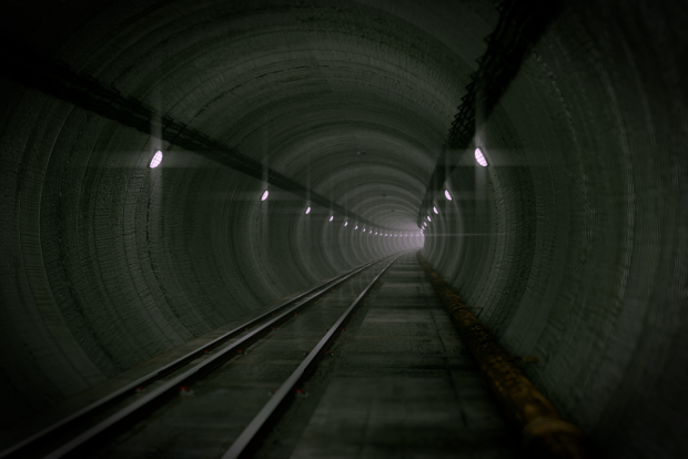 Tunnel - Arrays and Compositing Practice