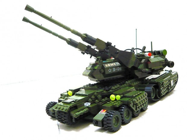 Apocalipse Tank LEGO