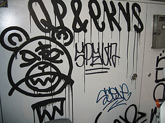 Tokyo Graffiti - QP & ekys by sanchome