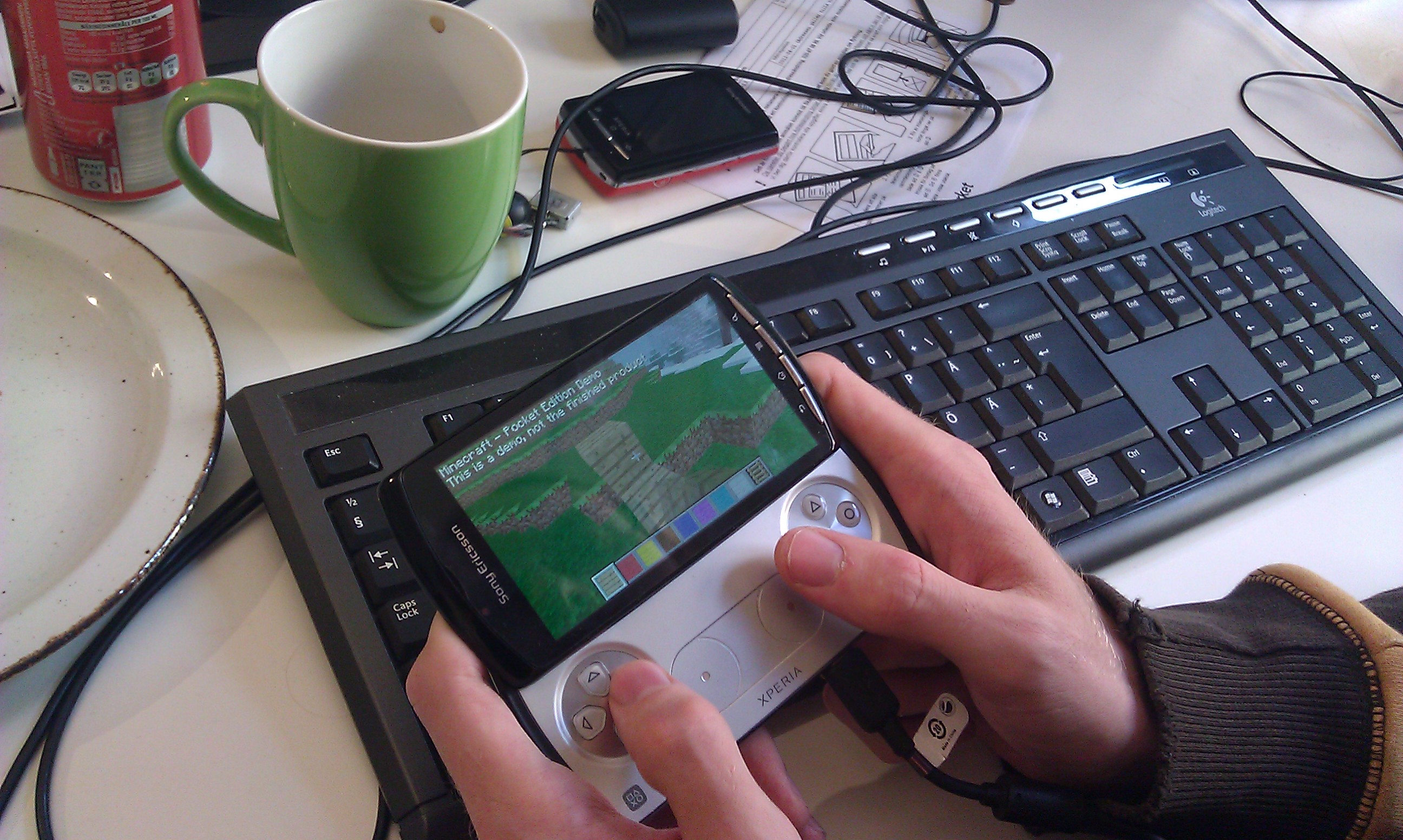 Minecraft: Pocket Edition now available for the Xperia Play - Droid Gamers